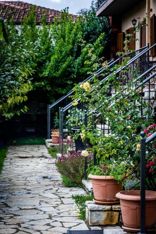Enastron Hotel Kalavryta Bagian luar foto