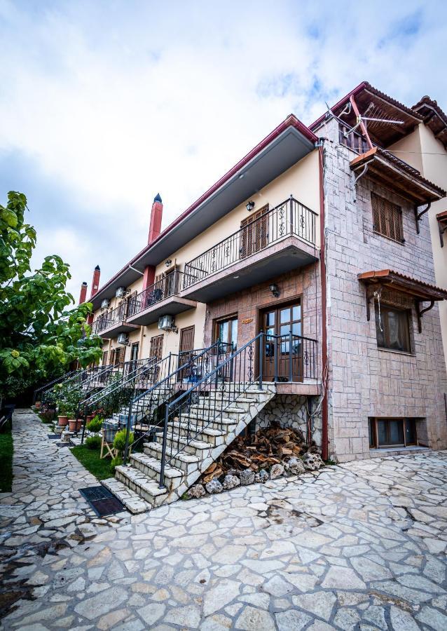 Enastron Hotel Kalavryta Bagian luar foto