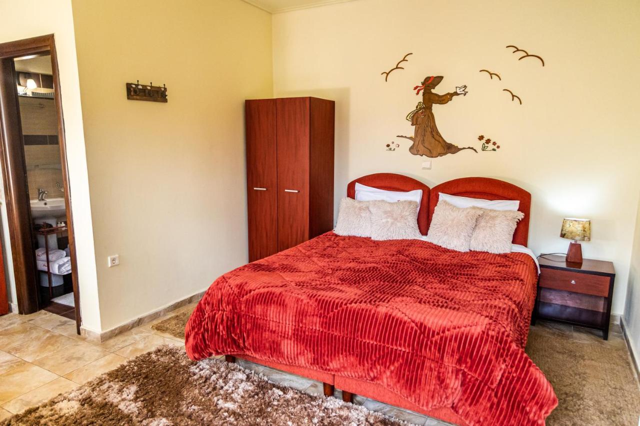 Enastron Hotel Kalavryta Bagian luar foto